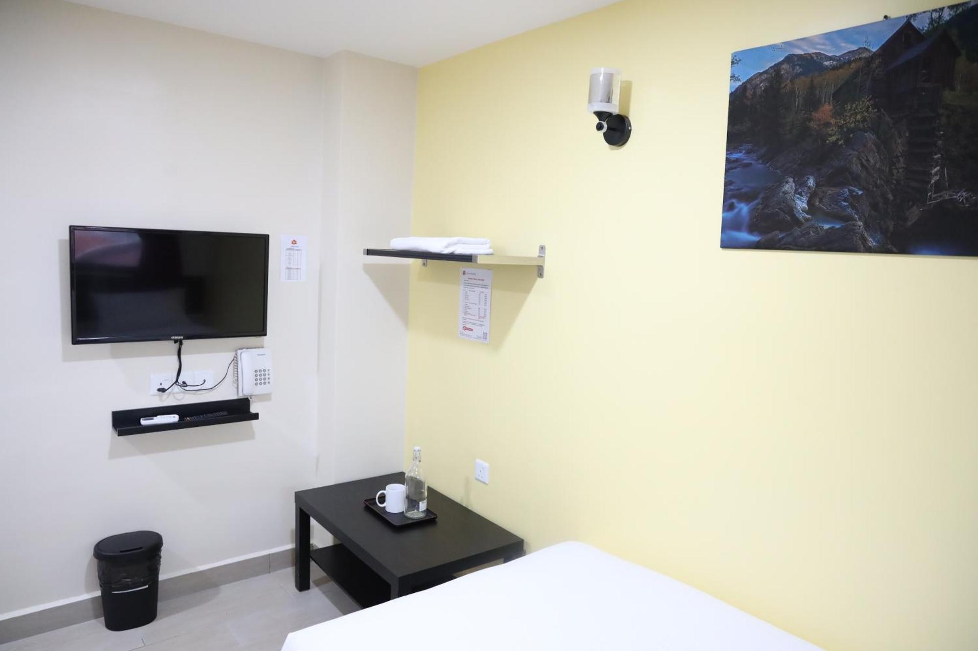 Capital O 90897 Island Hotel 3*