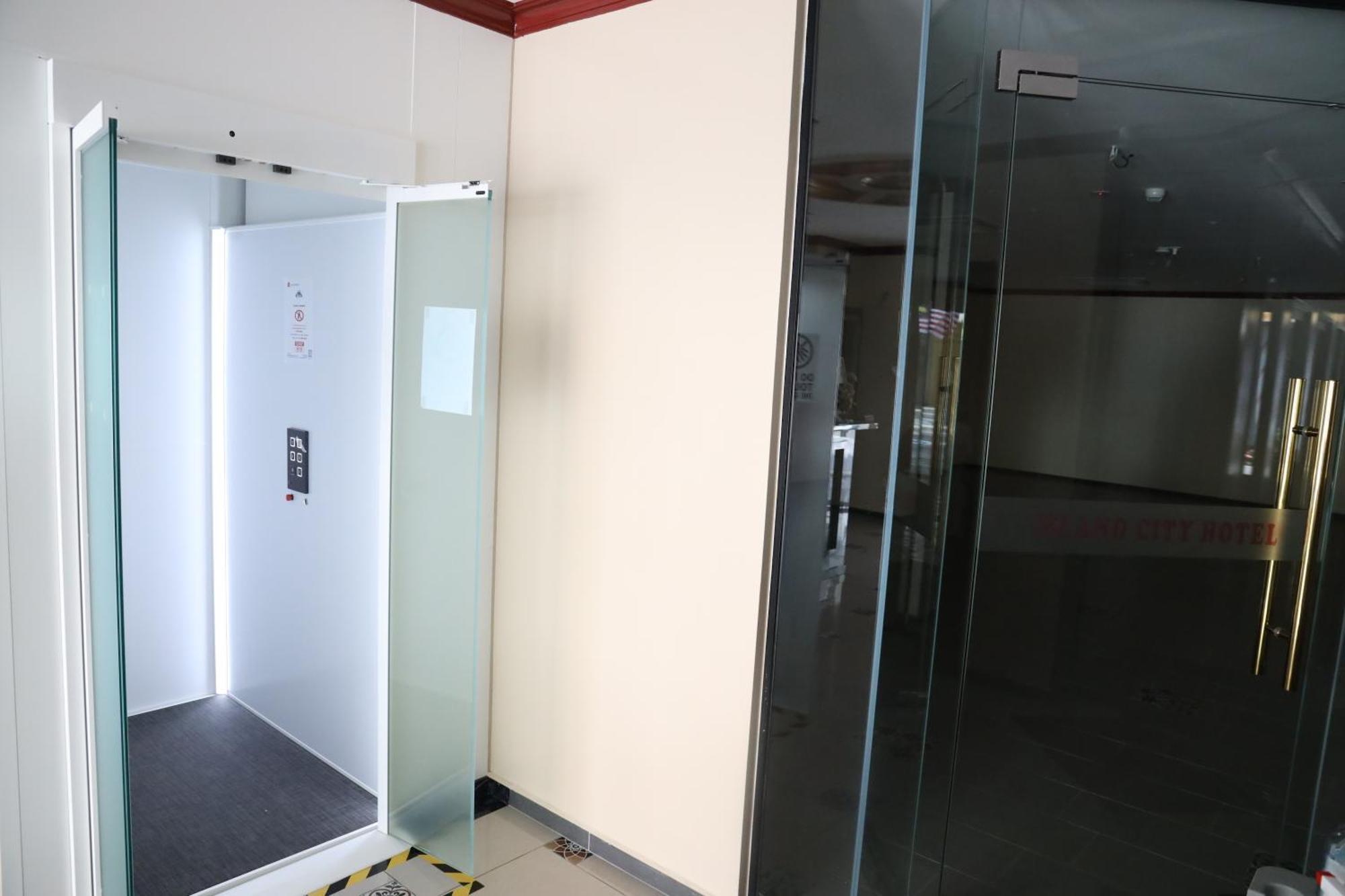 Hotel Capital O 90897 Island George Town