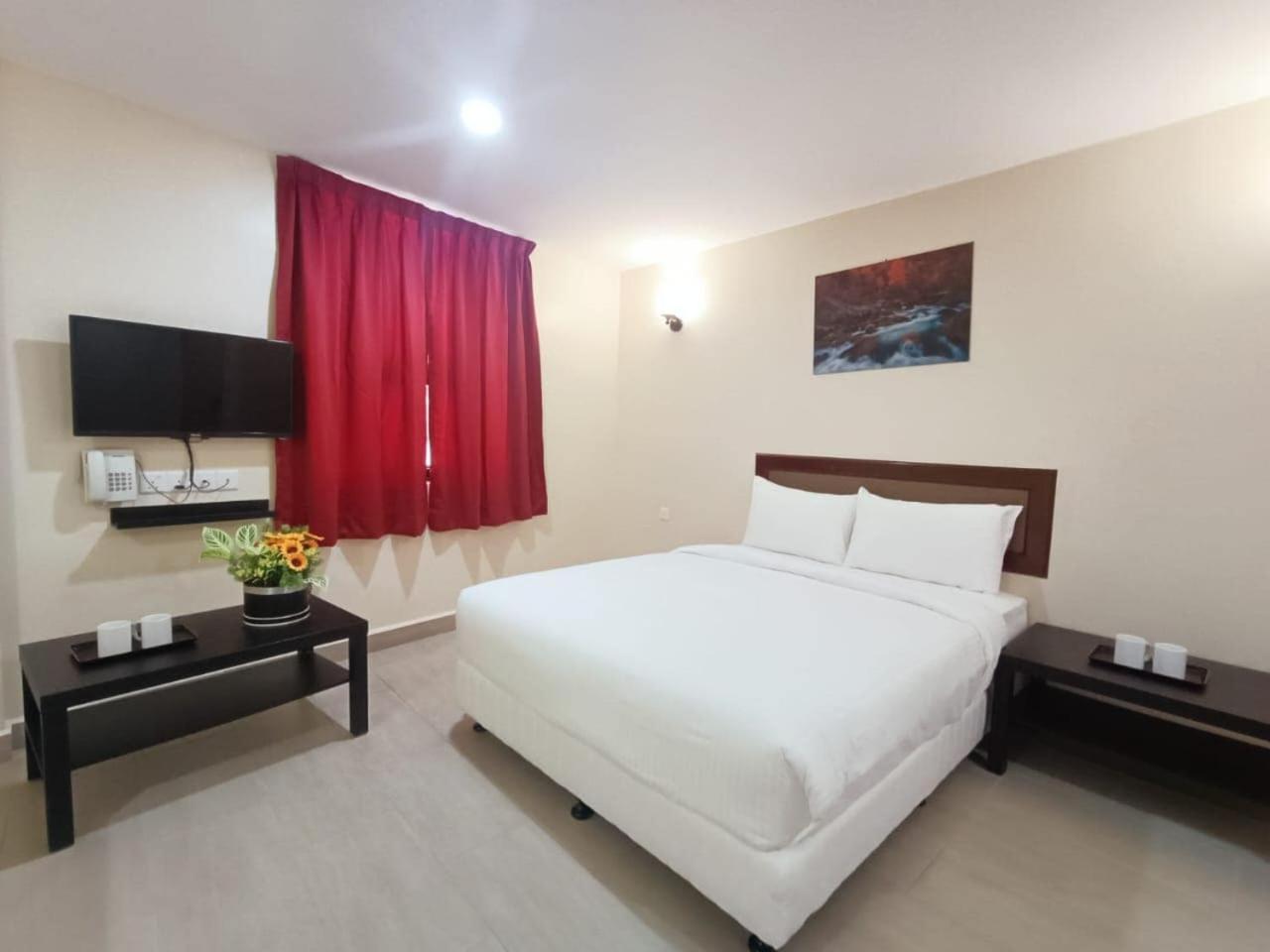 Hotel Capital O 90897 Island