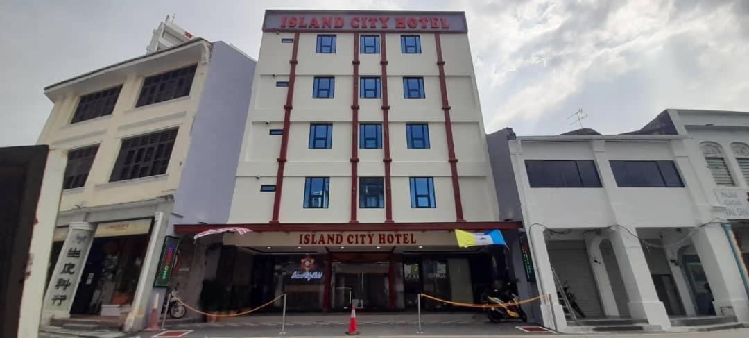 Hotel Capital O 90897 Island
